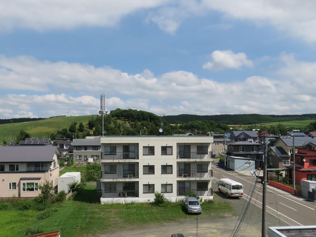Villa Frontier Sunrise Kamifurano Esterno foto